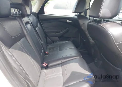 2014 Ford Focus Se from USA, damaged, VIN 1FADP3K23EL323483